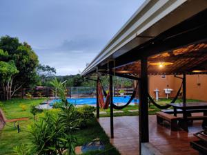 Chácara 5 quartos 3 banheiros 1740m²