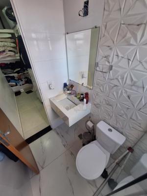 Casa 3 quartos 2 banheiros 
