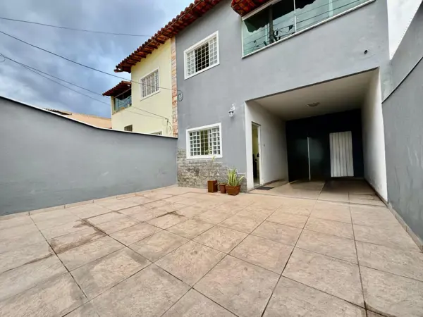 Apartamento 3 quartos 2 banheiros 424m²