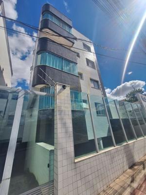Apartamento 3 quartos 2 banheiros 153m²
