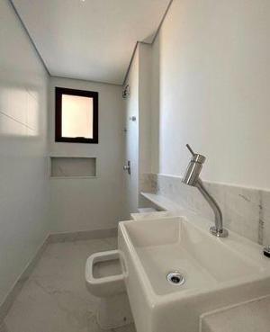 Apartamento 4 quartos 4 banheiros 