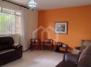 Casa 5 quartos 2 vagas 278m²