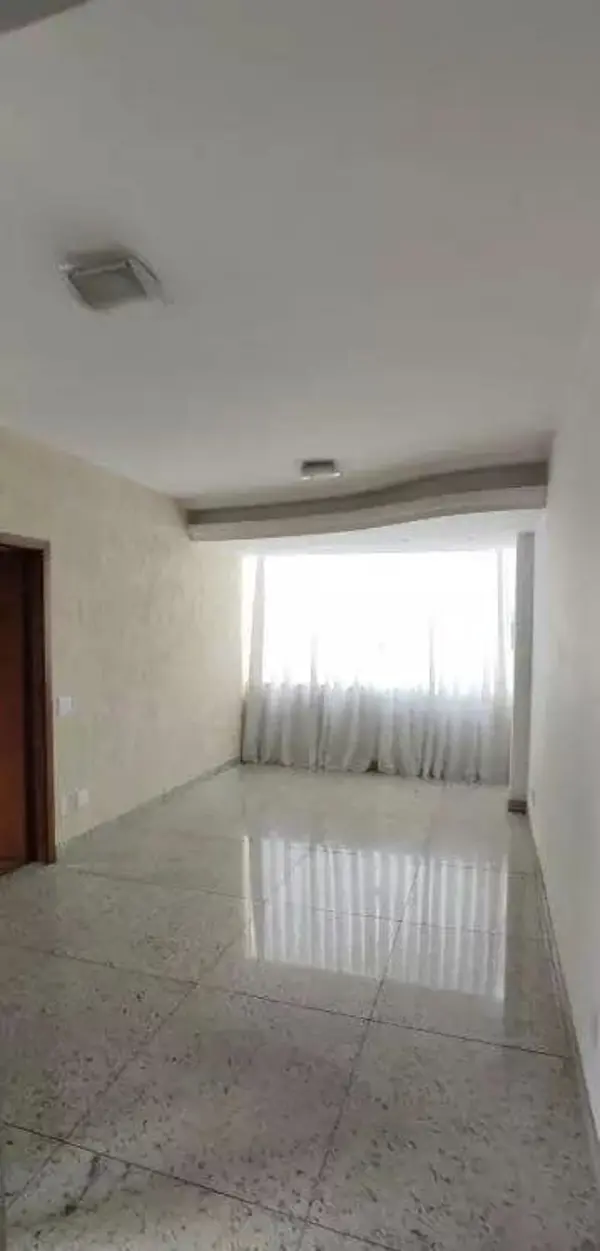 Apartamento 3 quartos 2 banheiros 186m²