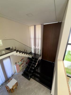 Apartamento 3 quartos 2 banheiros 1365m²