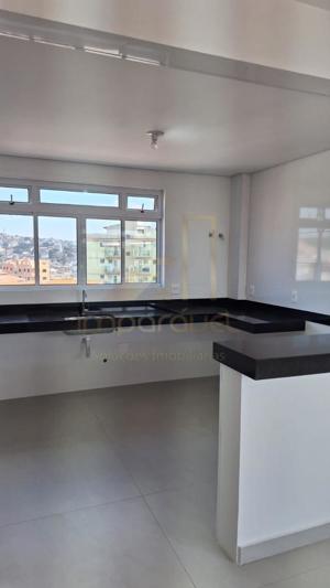 Apartamento 3 quartos 3 banheiros 166,2m²