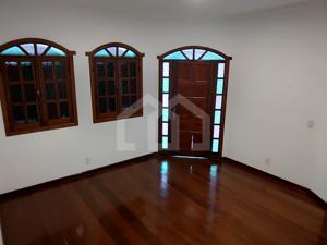 Casa 4 quartos 4 vagas 230m²
