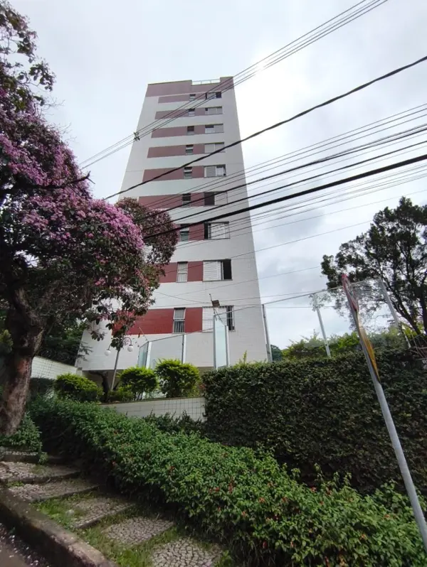 Apartamento 3 quartos 2 banheiros 130m²