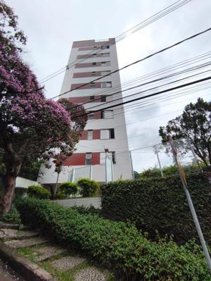 Apartamento 3 quartos 2 banheiros 130m²
