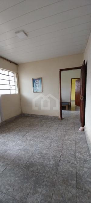 Casa 6 quartos 4 vagas 256m²