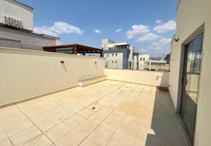 Apartamento 3 quartos 4 banheiros 161m²