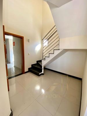Apartamento 3 quartos 3 banheiros 289m²
