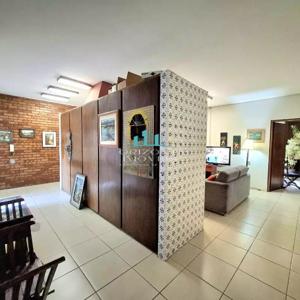 Apartamento 6 quartos 3 banheiros 1800m²