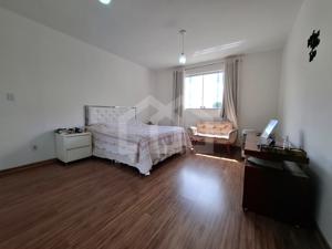 Casa 4 quartos 2 vagas 181m²
