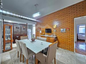 Casa 4 quartos 3 vagas 230m²