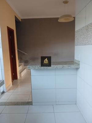 Casa 2 quartos 2 banheiros 65m²