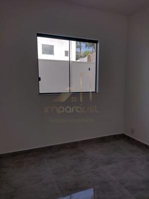 Casa 3 quartos 2 banheiros 30m²
