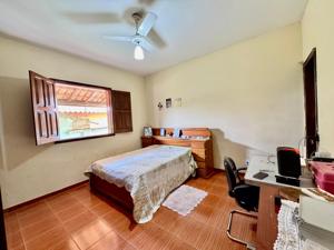 Apartamento 4 quartos 2 banheiros 239m²
