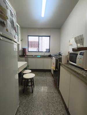 Apartamento 4 quartos 3 banheiros 238m²