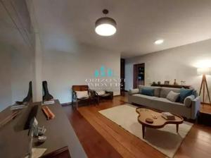 Apartamento 4 quartos 2 banheiros 