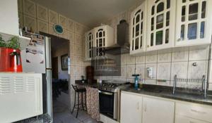 Apartamento 4 quartos 2 banheiros 234m²