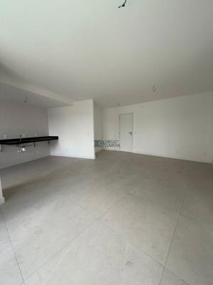 Apartamento 3 quartos 2 banheiros 104m²