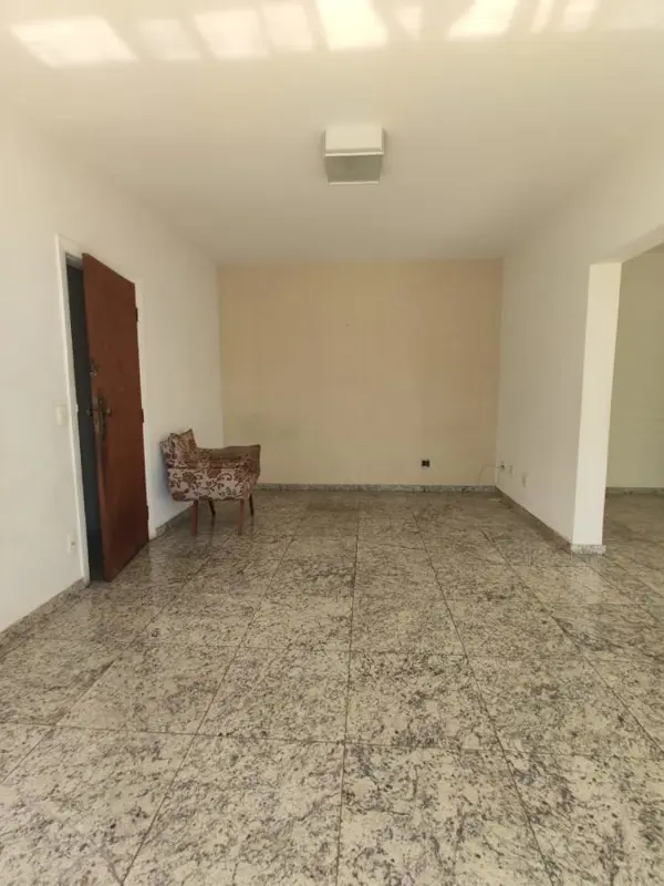Apartamento 3 quartos 2 banheiros 120m²