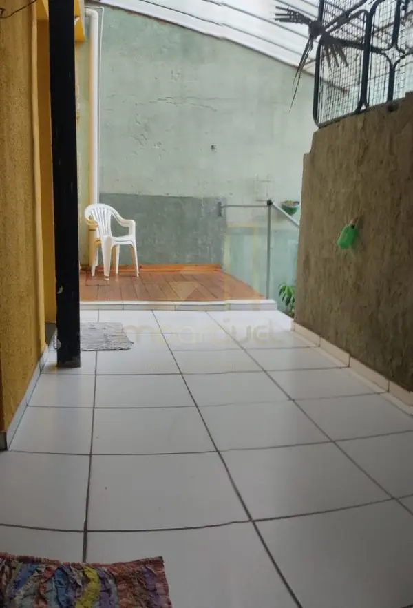 Casa 3 quartos 4 banheiros 
