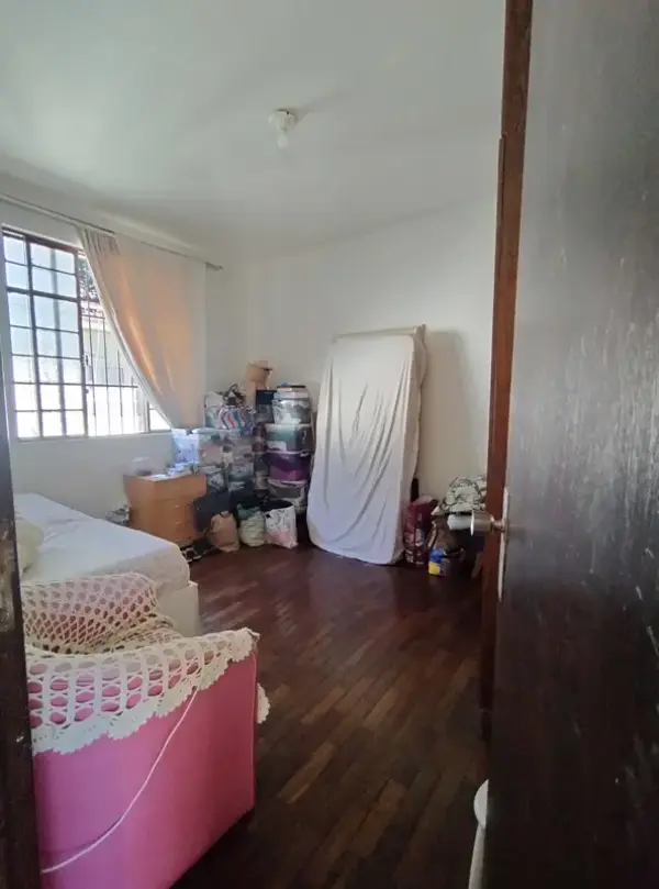 Casa 4 quartos 2 vagas 400m²
