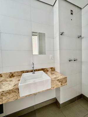 Apartamento 3 quartos 2 banheiros 422m²