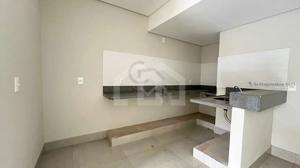 Área privativa 2 quartos 74m²