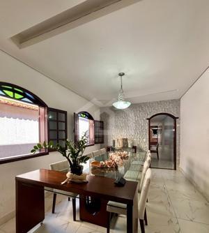 Casa 4 quartos 3 vagas 360m²