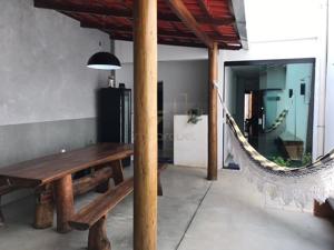 Casa 2 quartos 2 banheiros 
