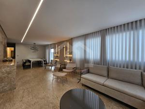 Apartamento 4 quartos 4 vagas 205m²
