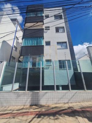 Apartamento 3 quartos 2 banheiros 153m²
