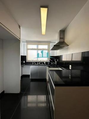 Apartamento 4 quartos 5 banheiros 