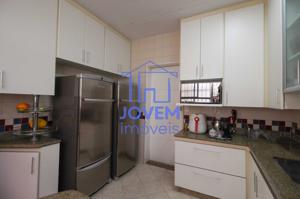 Casa 4 quartos 4 banheiros 336m²