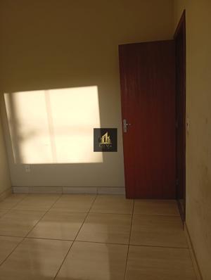 Casa 2 quartos 2 banheiros 65m²