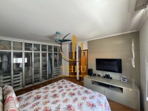 Apartamento 4 quartos 4 banheiros 240m²
