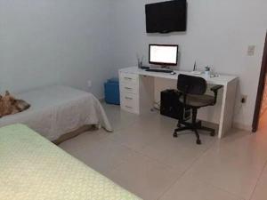 Casa 4 quartos 3 banheiros 

