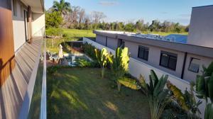 Casa em condomínio 4 vagas 460m²
