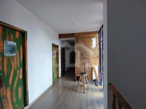 Casa 4 quartos 4 vagas 100m²
