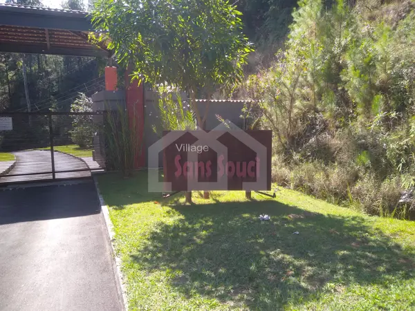 Lote-Área-Terreno 1470m²