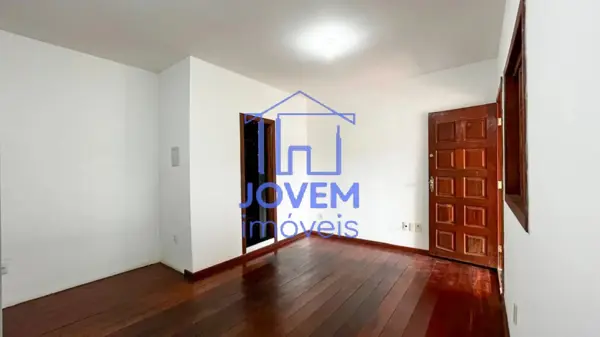 Casa 3 quartos 2 banheiros 80m²