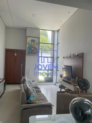 Casa 3 quartos 2 banheiros 360m²