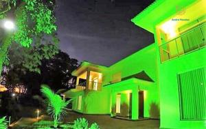 Casa em condomínio 6 quartos 3 banheiros 5000m²