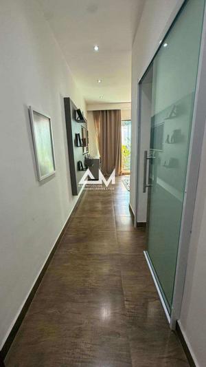Apartamento 3 quartos 1 banheiro 211m²