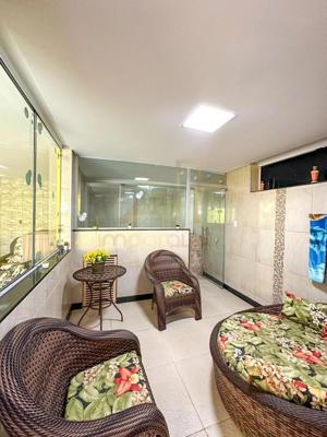 Casa 5 quartos 6 banheiros 810m²
