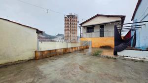 Casa 6 quartos 1 vaga 240m²