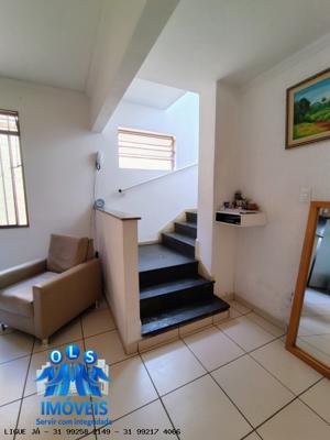 Apartamento 4 quartos 3 banheiros 230m²