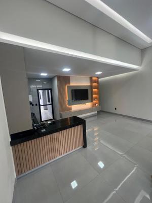 Apartamento 3 quartos 2 banheiros 125m²